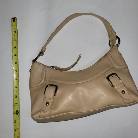 ANA -A New Approach Pebble Handbag Tan Silver Trim - Picture 4 of 8
